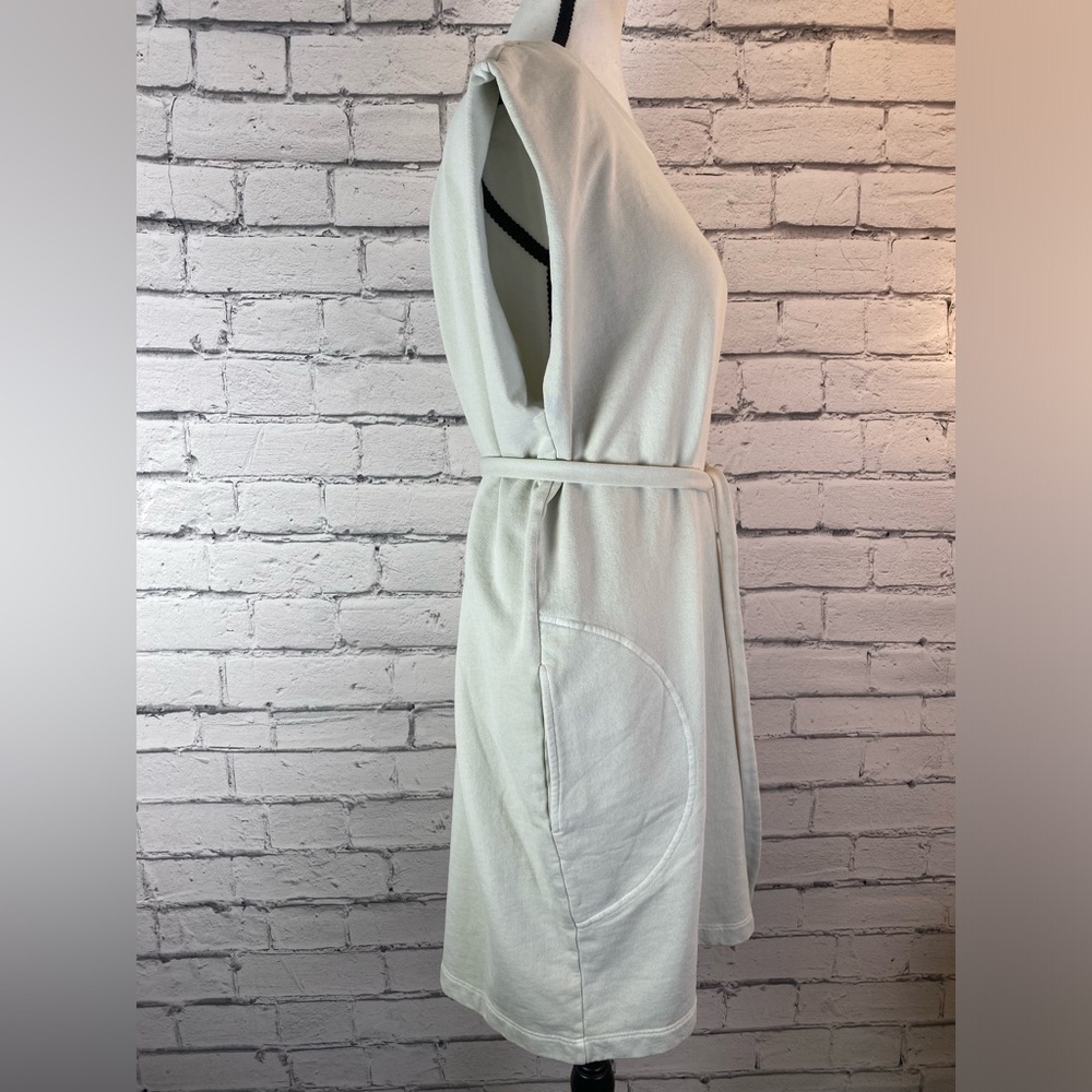 Velvet by Graham & Spencer Adeline Asymmetrical Cream White Sweater Dress Medium - Picture 5 of 13